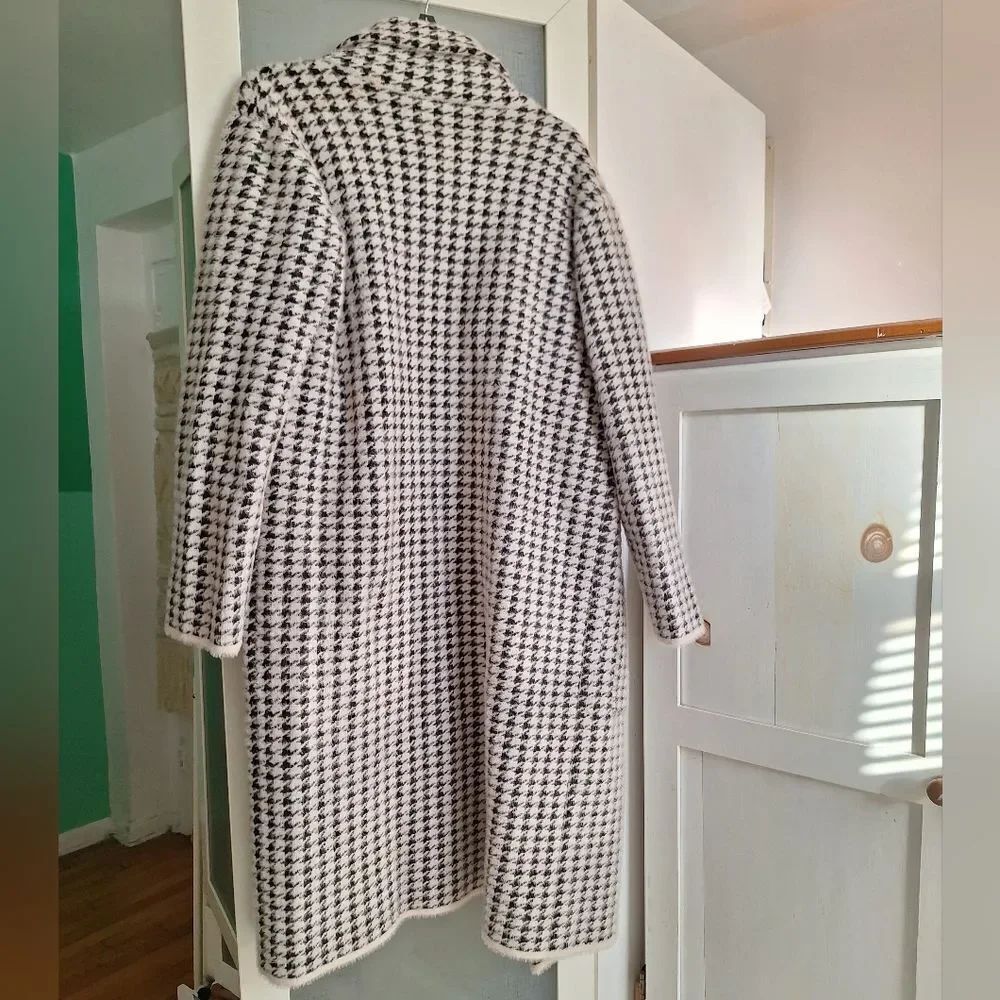 Venus L Houndstooth Open Duster Knit Sweater - Picture 7 of 9